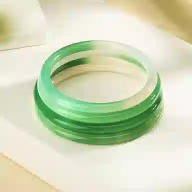 梦金园 细圆条青绿色清新淡雅叮当镯 冰透半山半水新中式国潮风  玛瑙 手镯 女款