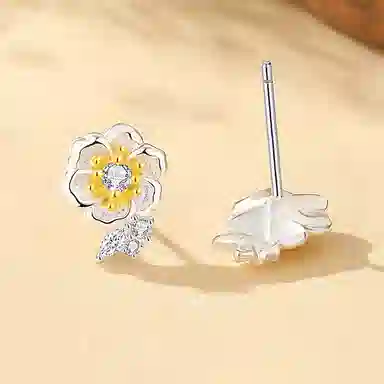 999
