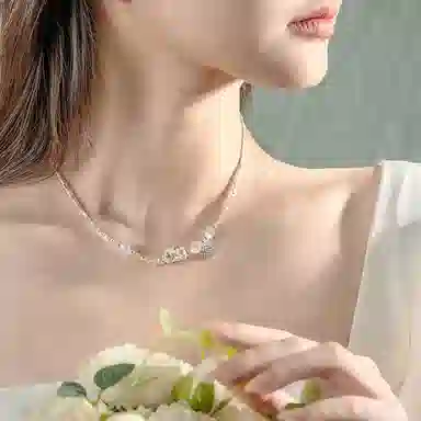 S925