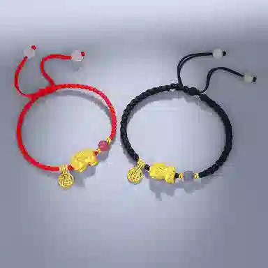 银千惠 貔貅编织手绳 新中式招财貔貅转运珠甜蜜一对国潮风吞金兽本命年红绳平安福字牌手饰 玛瑙 手链 男女同款情侣款 礼盒装