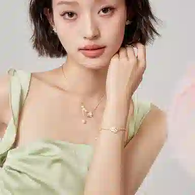 S925