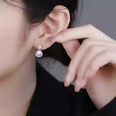 S925