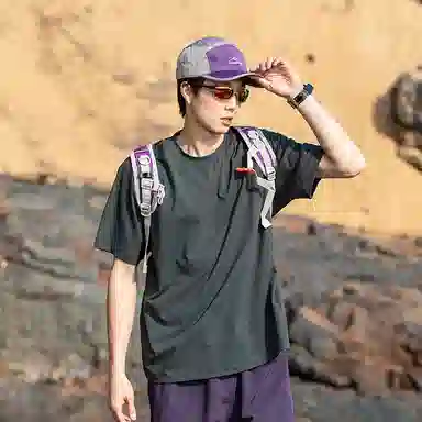 LOMBT T