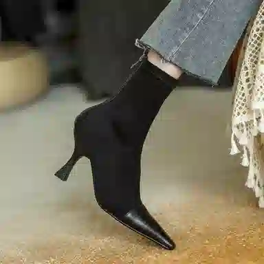 Yeezyy Reezy 8cm