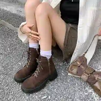 Yeezy Reezy Suede Retro Round Toe Chelsea Boots Women