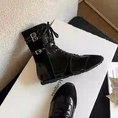Yeezyy Reezy Mid Leather Boots