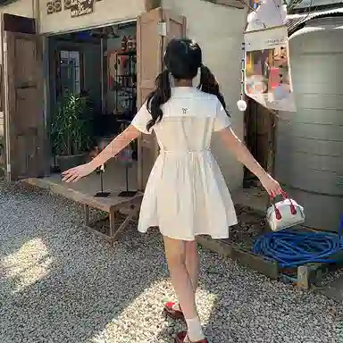 东鲸岁时记 学院风海军领纯色短袖连衣裙 女款 礼盒装 白色