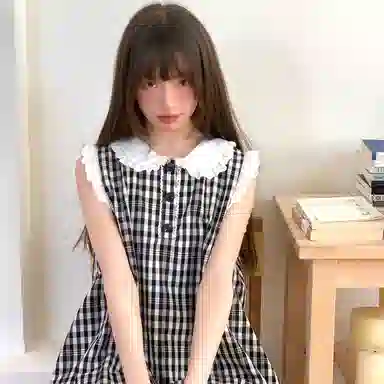 东鲸岁时记 格子海边度假休闲时尚无袖连衣裙 女款 礼盒装 蓝白格连衣裙