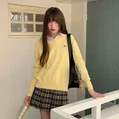 东鲸岁时记 慵懒风宽松高级感学院风舒适套头针织衫长袖衬衫经典格子百褶短裙制服 女款