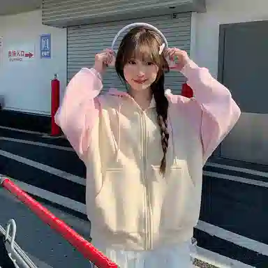 东鲸岁时记 学院风开学季初恋感小清新可爱简约国潮猫咪卡通撞色宽松插肩拉链连帽卫衣 女款 礼盒装 粉色