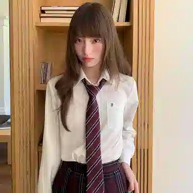 东鲸岁时记 开学优雅学院风白色刺绣百褶裙伯克利半身裙短裙学生日常甜美可爱裙装套装 女款