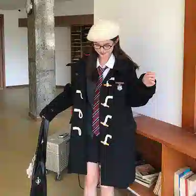 Dongjing Black Wool Coat