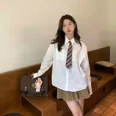 东鲸岁时记 学院风高级感翻领短款气质上衣简约温柔风职场辣妹舒适通勤长袖衬衫制服 春秋季 女款 礼盒装 白色