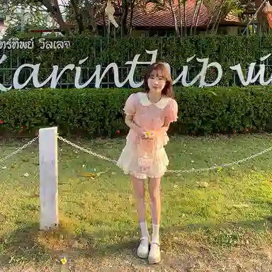 东鲸岁时记 高级感洋气短袖衬衫蛋糕小个子半身裙裙装套装 女款 礼盒装