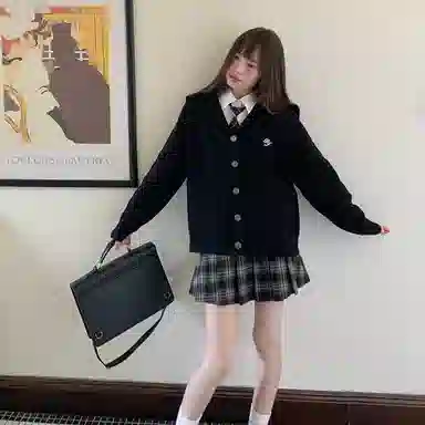 东鲸岁时记 复古绞花宽松刺绣海军领针织衫 女款 黑色