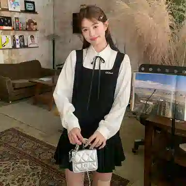 东鲸岁时记 优雅日常简约气质女设计感显瘦小个子基础款裙子毕业季长袖连衣裙 女款 礼盒装