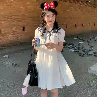 东鲸岁时记 百搭休闲简约短袖连衣裙 女款 白色