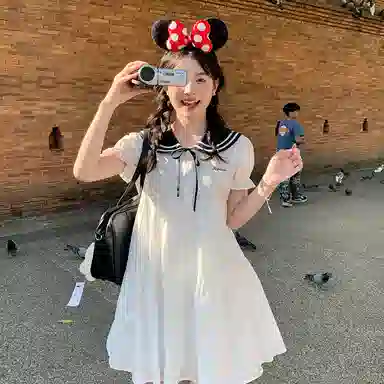 东鲸岁时记 百搭休闲简约短袖连衣裙 女款 白色