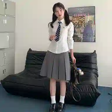 东鲸岁时记 学院风学姐感纯色松弛感长袖上衣中腰通勤收腰半裙衬衫套装 女款 灰色+白色