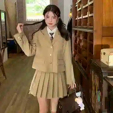 东鲸岁时记 港风高级感美拉德色系上衣外套学院风松弛感休闲简约西装 春秋季 女款 礼盒装 卡其色