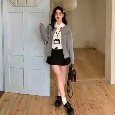 东鲸岁时记 学院风韩系收腰松弛感小个子舒适毛衣 女款 灰色