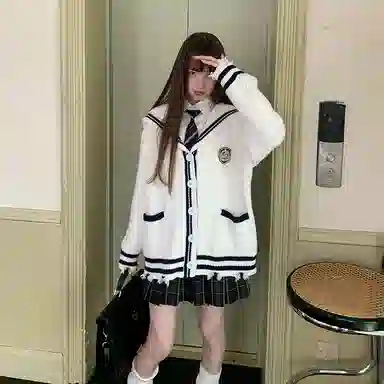 东鲸岁时记 学院风复古海军蓝长袖上衣高腰修身半身裙制服 秋冬季 女款 礼盒装 白色+黑色