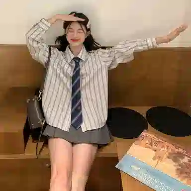 东鲸岁时记 韩剧女主穿搭学院风衬衣小衫松弛感宽松休闲外套文艺风学姐感职场通勤条纹长袖衬衫 男女同款 雾霾蓝