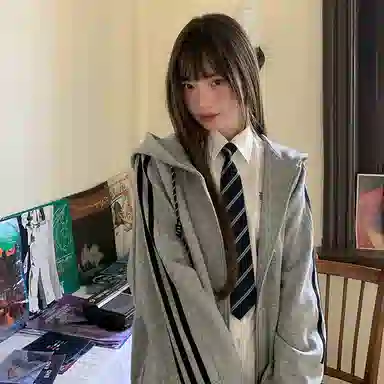 东鲸岁时记 美式复古拉链刺绣开衫连帽宽松插肩长袖夹克外套 男女同款 黑色