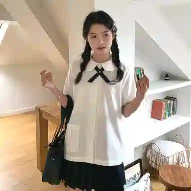 东鲸岁时记 学院风设计感衬衣泰式校服短袖衬衫 女款 白色