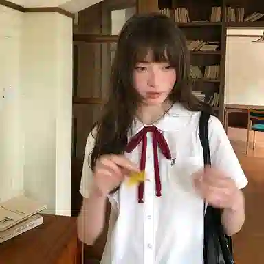 东鲸岁时记 设计感小众高级感减龄洋气短袖衬衫 女款