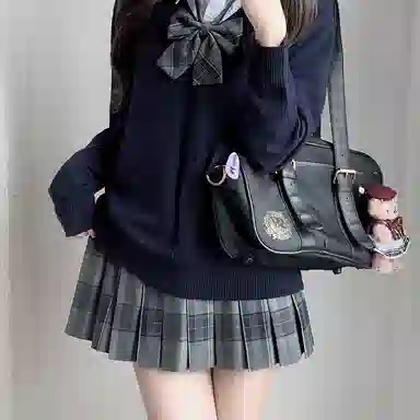 东鲸岁时记 学院风纯色套头休闲舒适百搭毛衣 女款 深海鲸