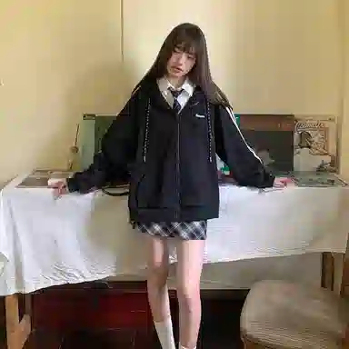 东鲸岁时记 美式复古拉链刺绣开衫连帽宽松插肩长袖夹克外套 男女同款 黑色