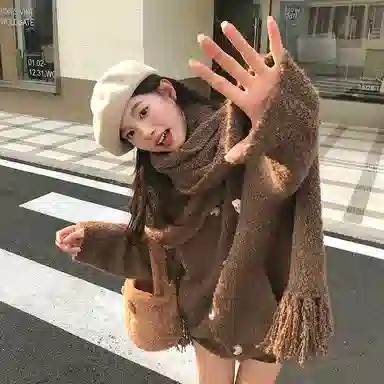 东鲸岁时记 学院风宽松韩系单排扣指头围巾毛衣 男女同款 棕色