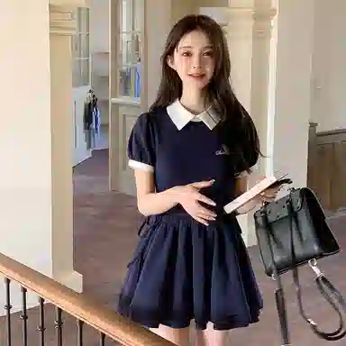 东鲸岁时记 收腰高级感显瘦短袖连衣裙 女款 礼盒装 藏青色连衣裙（腰部镂空）