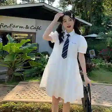 东鲸岁时记 学院风海军领宽松短袖连衣裙 女款