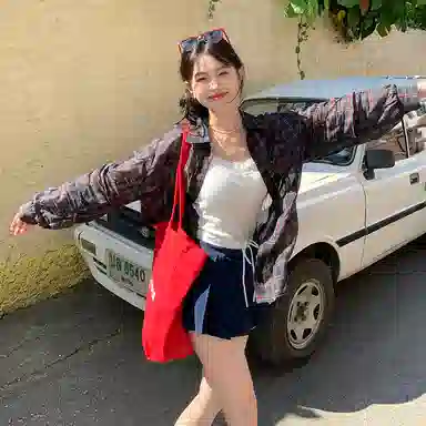 东鲸岁时记 时尚舒适百搭长袖制服 女款 礼盒装 甜莓假日复古绿格衬衫