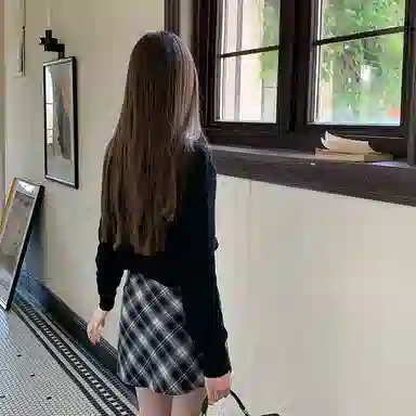 东鲸岁时记 学院风复古高腰格子简约舒适休闲短裙 女款 黑灰白