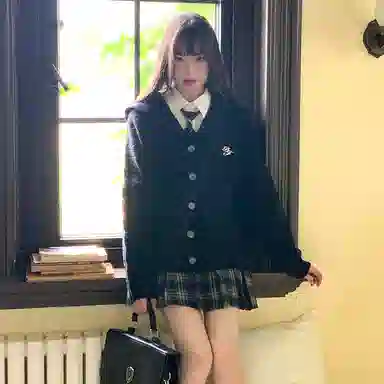 东鲸岁时记 复古绞花宽松刺绣海军领针织衫 女款 黑色