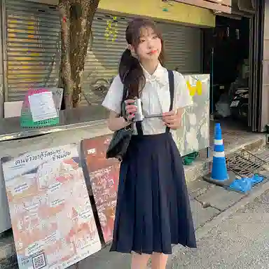 东鲸岁时记 高级感度假独特绝美吊带连衣裙上衣制服 女款