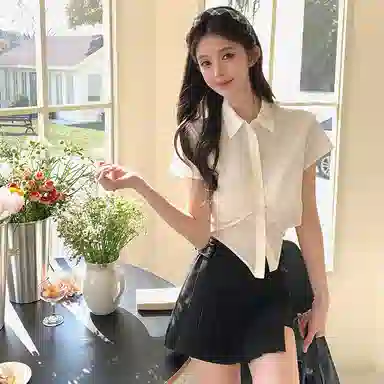 东鲸岁时记 纯欲辣妹风高级感修身短袖衬衫 女款 白色