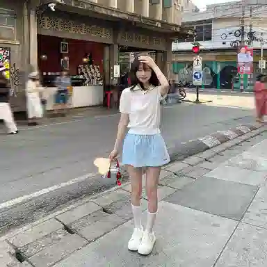 东鲸岁时记 针织短袖上衣休闲设计感短裤制服 女款