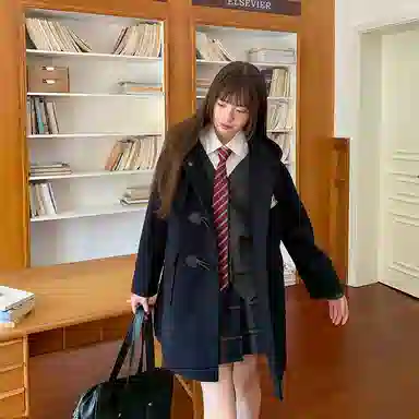 东鲸岁时记 学院风连帽单排扣大衣 女款 绀色