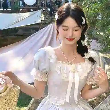 东鲸岁时记 蕾丝小个子气质女装高级感白色短袖连衣裙 女款 礼盒装