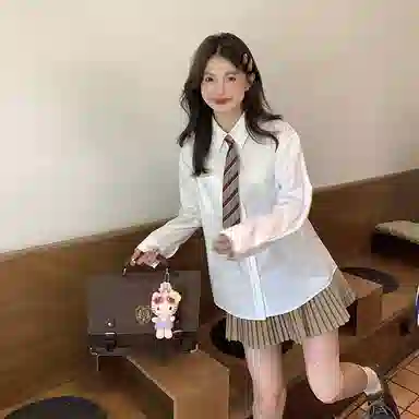 东鲸岁时记 学院风高级感翻领短款气质上衣简约温柔风职场辣妹舒适通勤长袖衬衫制服 春秋季 女款 礼盒装 白色