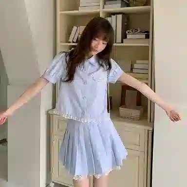 东鲸岁时记 独特绝美蕾丝条纹衬衫短袖制服 女款 蓝色