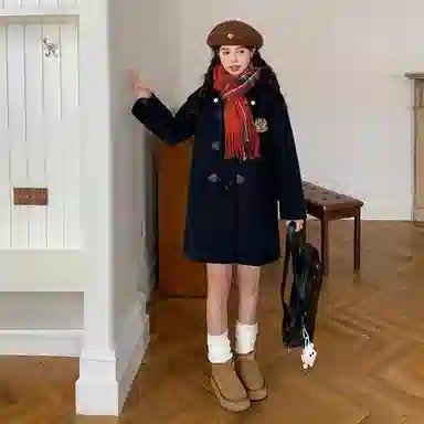 东鲸岁时记 学院风连帽单排扣大衣 女款 绀色