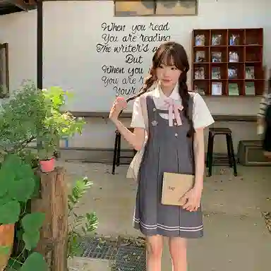 东鲸岁时记 拼接简约舒适百搭吊带连衣裙 女款 元气小桃