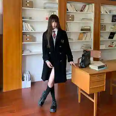 东鲸岁时记 毛呢学院风双排扣西装领长袖大衣 女款 黑色