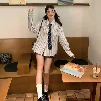 东鲸岁时记 韩剧女主穿搭学院风衬衣小衫松弛感宽松休闲外套文艺风学姐感职场通勤条纹长袖衬衫 男女同款 雾霾蓝