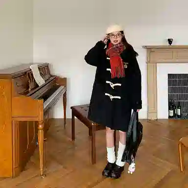 Dongjing Black Wool Coat